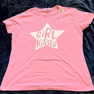 Girl Kisser Pride LGBTQ Pink Tshirt (Ladies L)